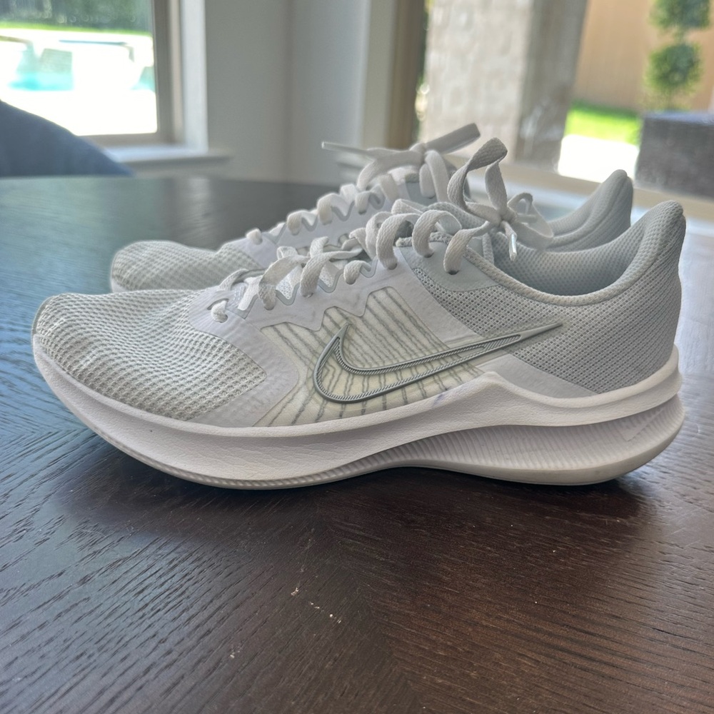 Nike downshifter shoe